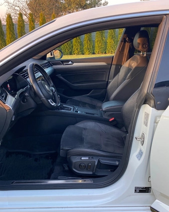 Volkswagen Arteon cena 134900 przebieg: 89000, rok produkcji 2019 z Września małe 137
